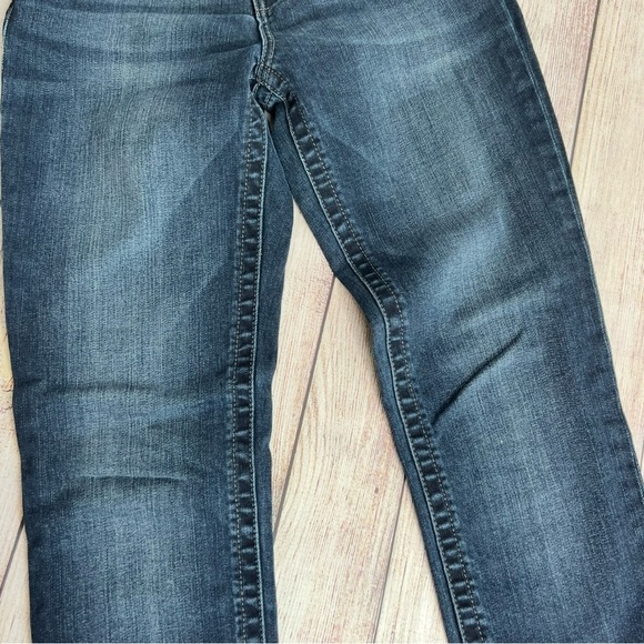 Kut From The Kloth Straight Leg Jeans 2 - Picture 7 of 8
